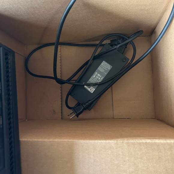 Xbox One Console - Picture 4 of 4